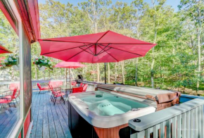 *** Pocono Bliss Home , Hot Tub, Sauna,Ski,Lakes, 1H30M to NYC